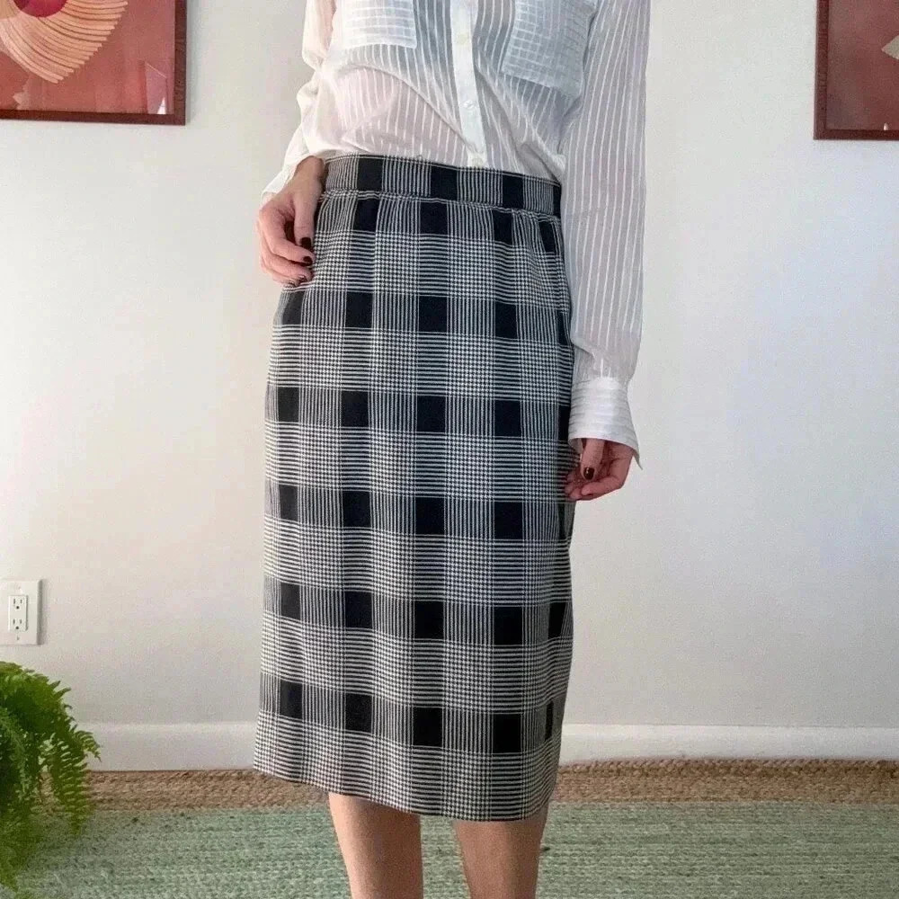 Vintage 90s Ungaro Italian Designer Plaid Black and White Pencil Skirt